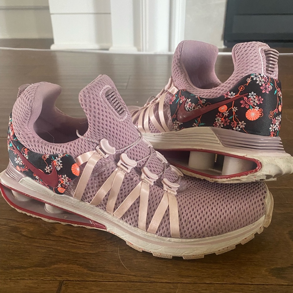 Nike shoes